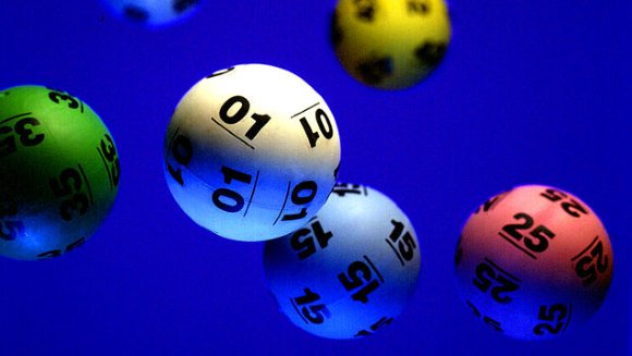 "UK Lottery common winning numbers"